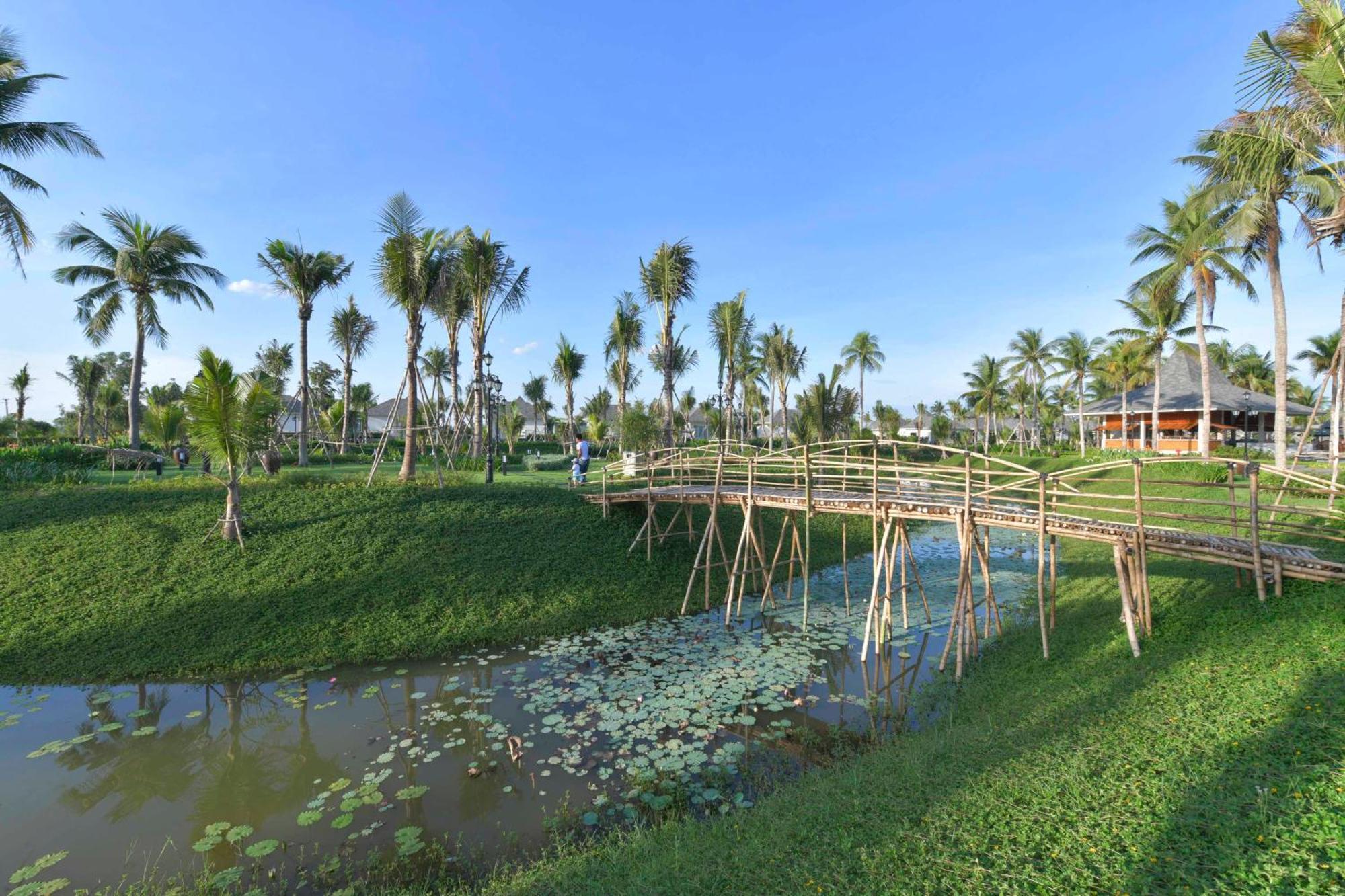Cocoland Thu Xa Ancient Town Resort Kuang Ngai Dış mekan fotoğraf