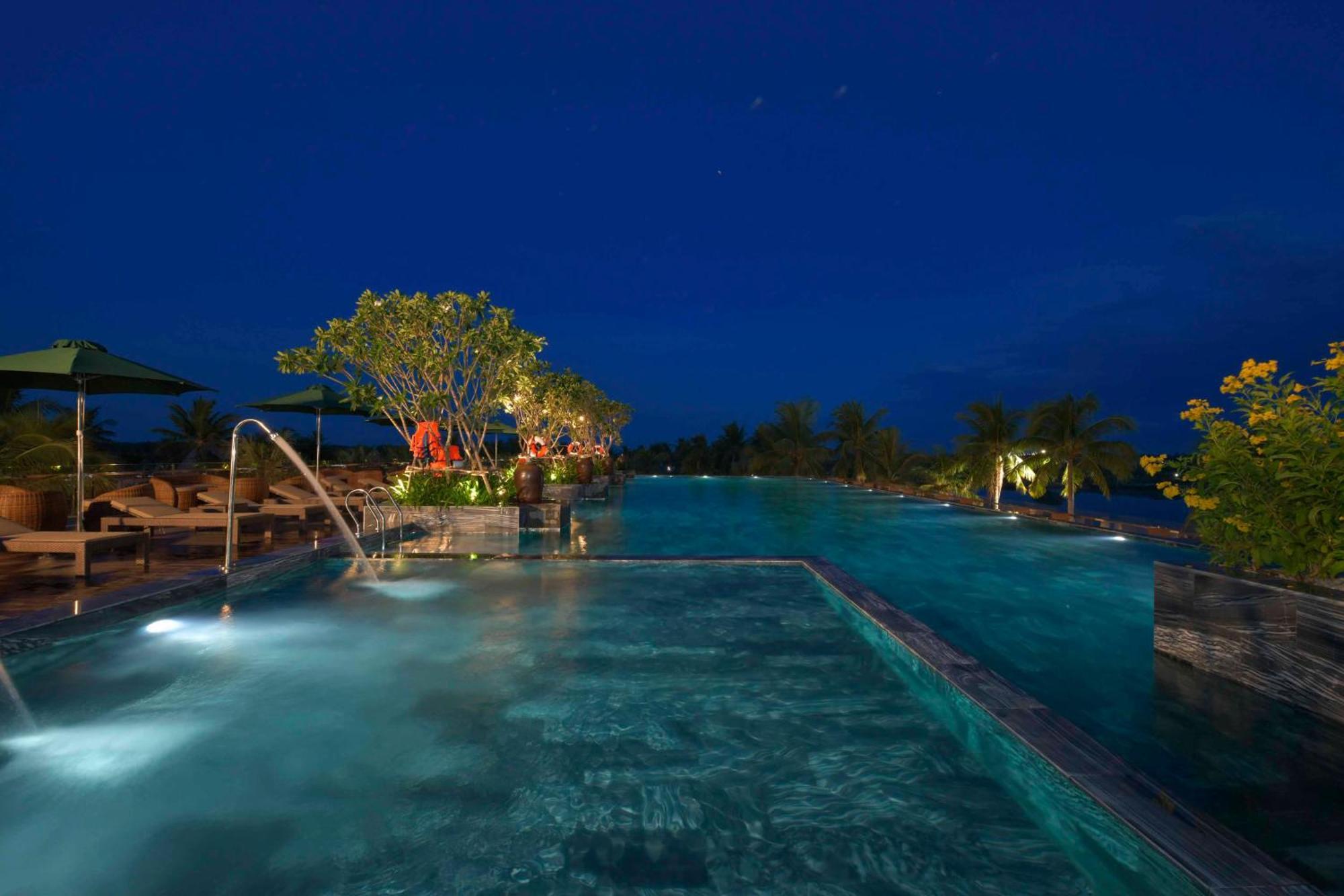 Cocoland Thu Xa Ancient Town Resort Kuang Ngai Dış mekan fotoğraf